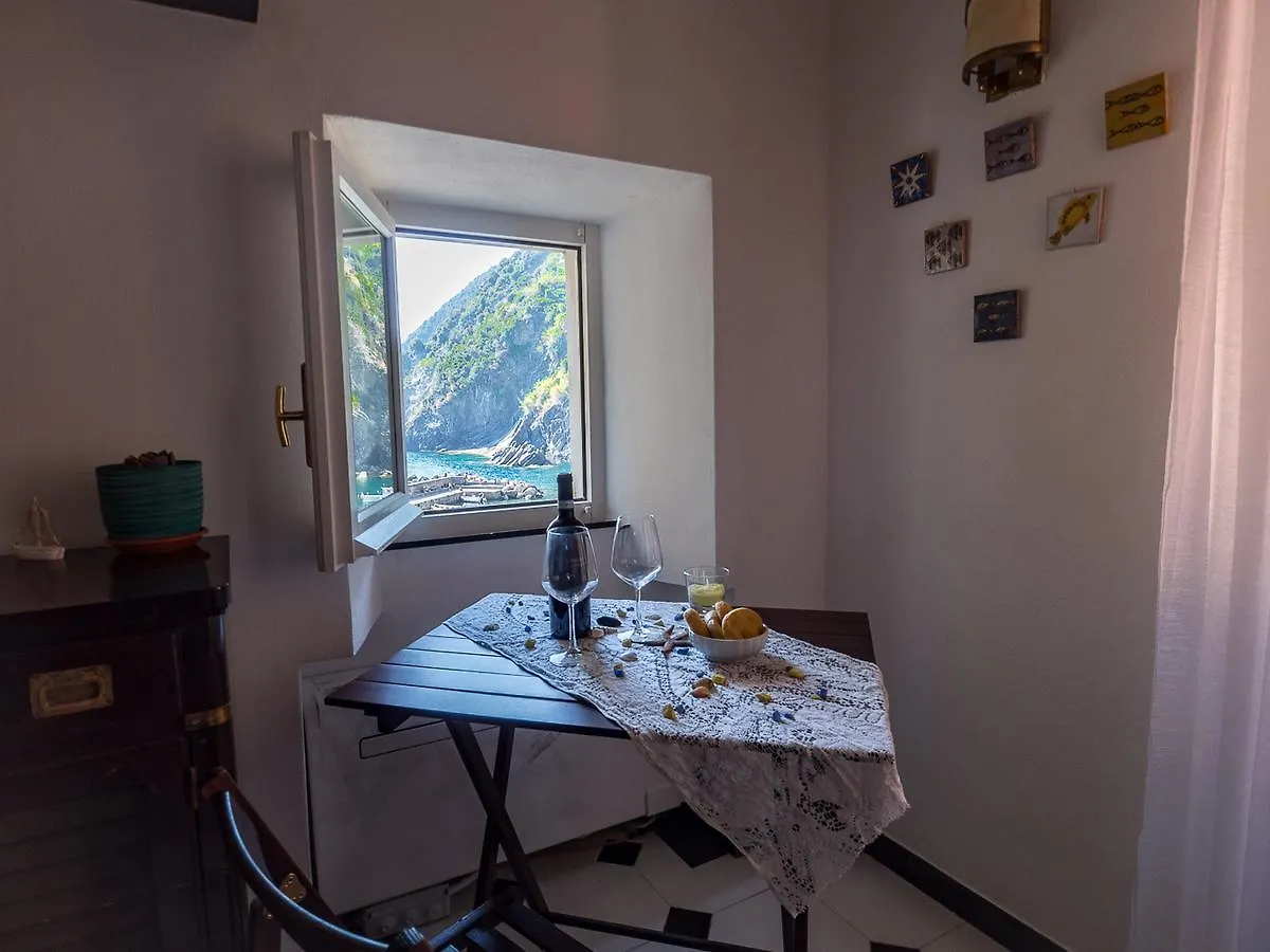 Arbanella Sea View Apartment Vernazza